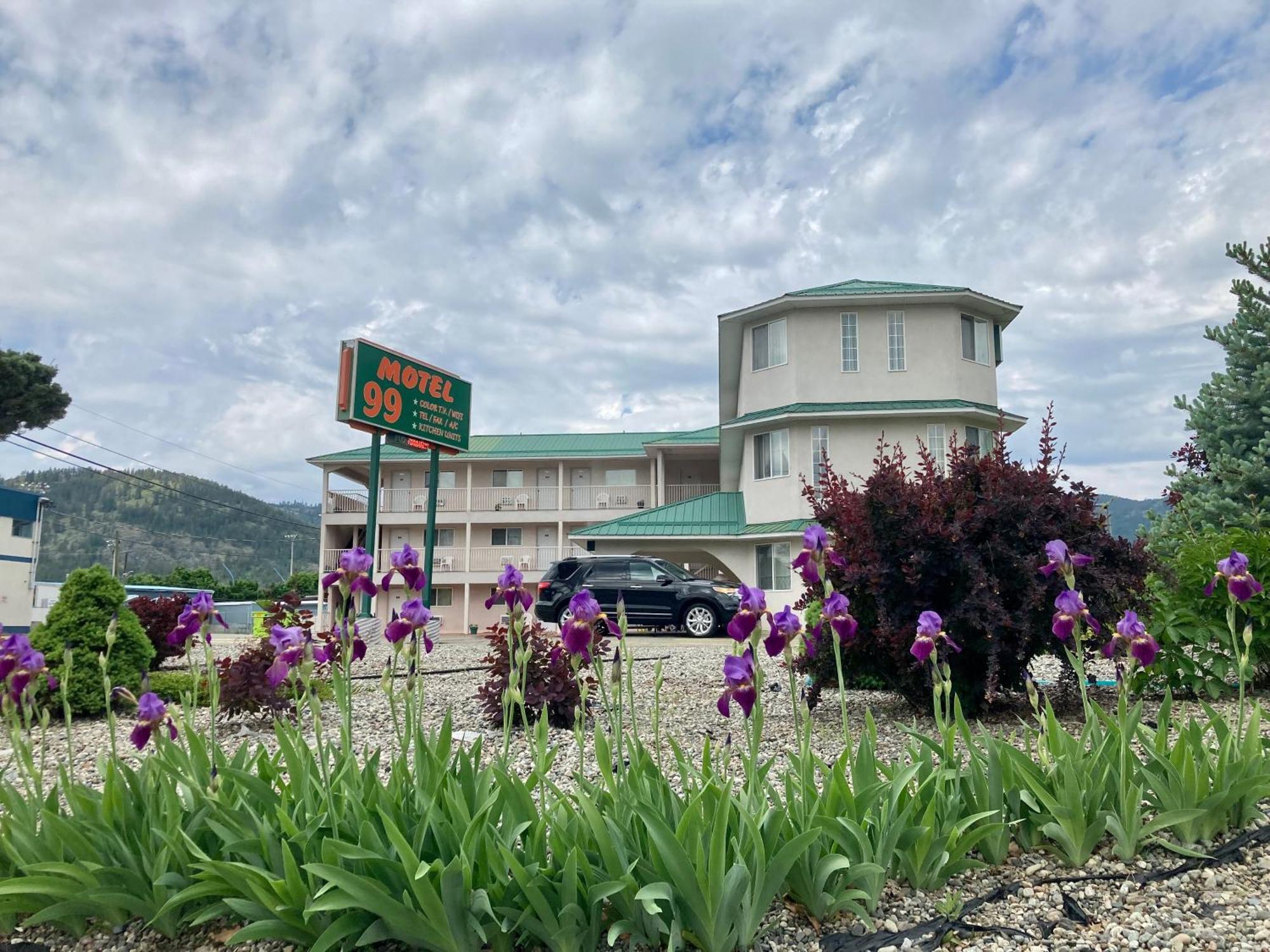 Motel 99 Grand Forks Buitenkant foto