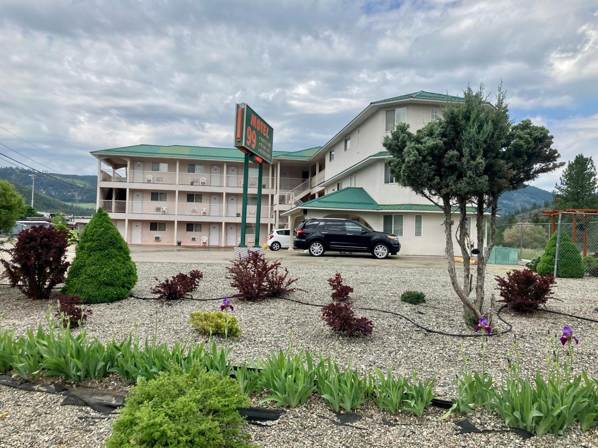 Motel 99 Grand Forks Buitenkant foto