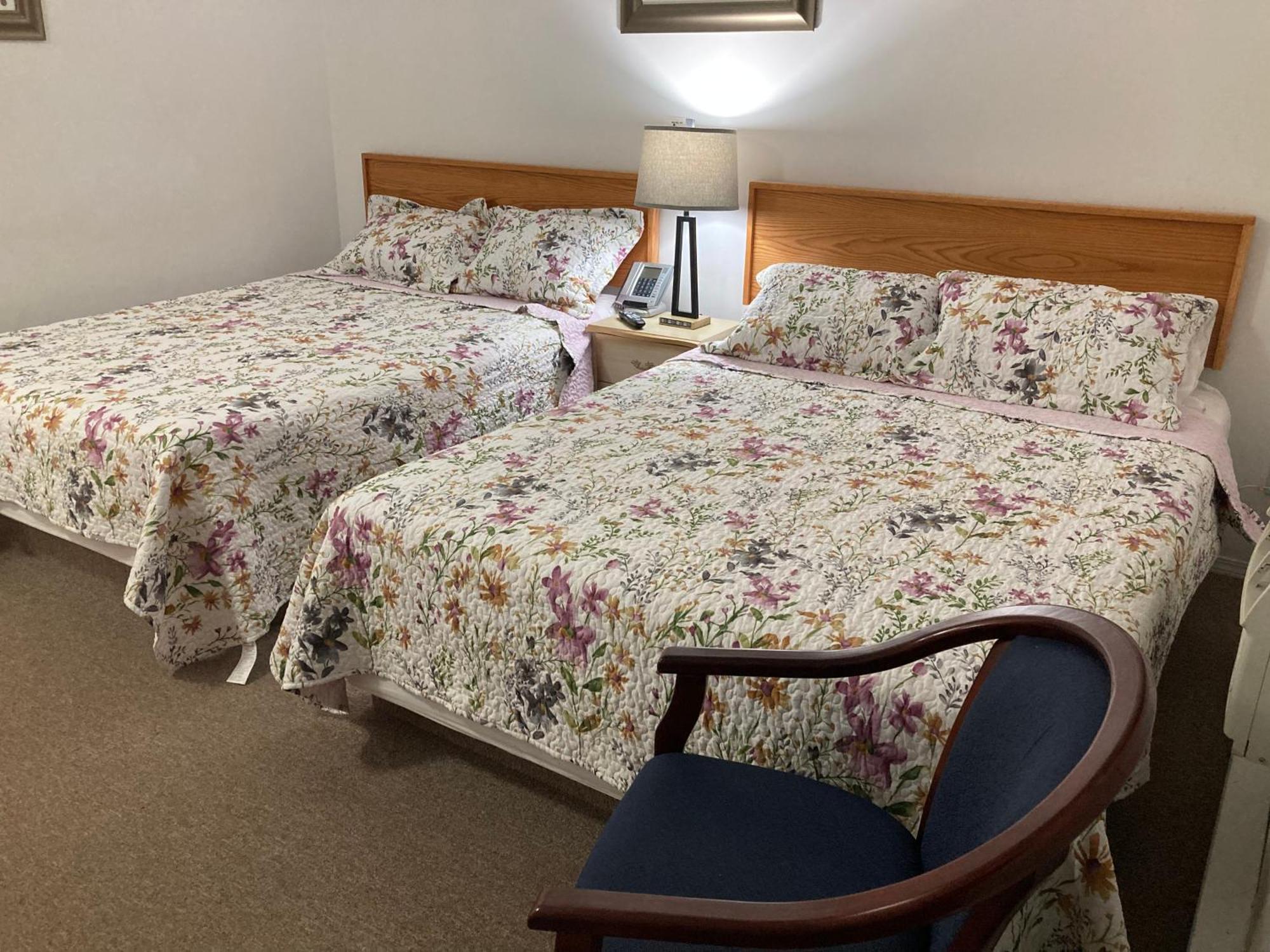 Motel 99 Grand Forks Buitenkant foto