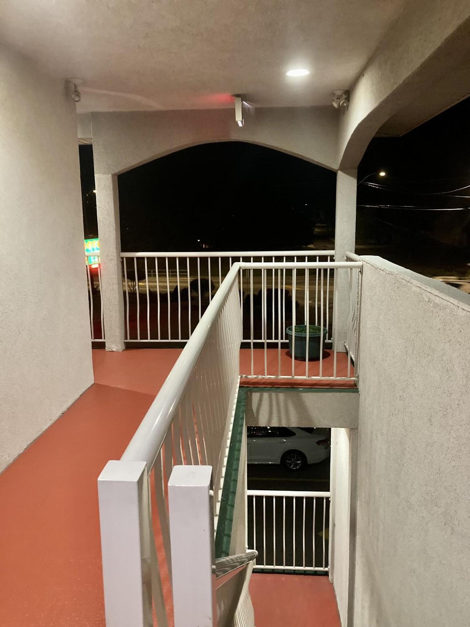 Motel 99 Grand Forks Buitenkant foto